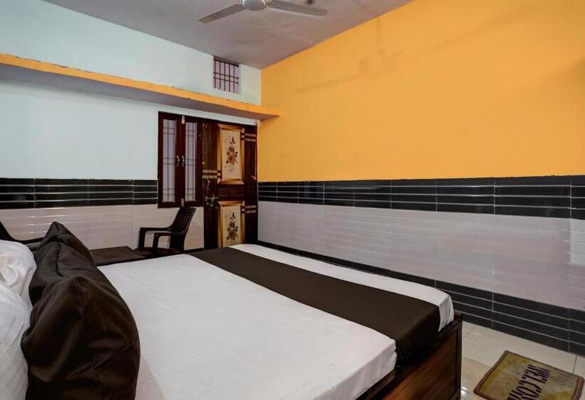 Quarto Triplo Clássico, Moon Star Residency