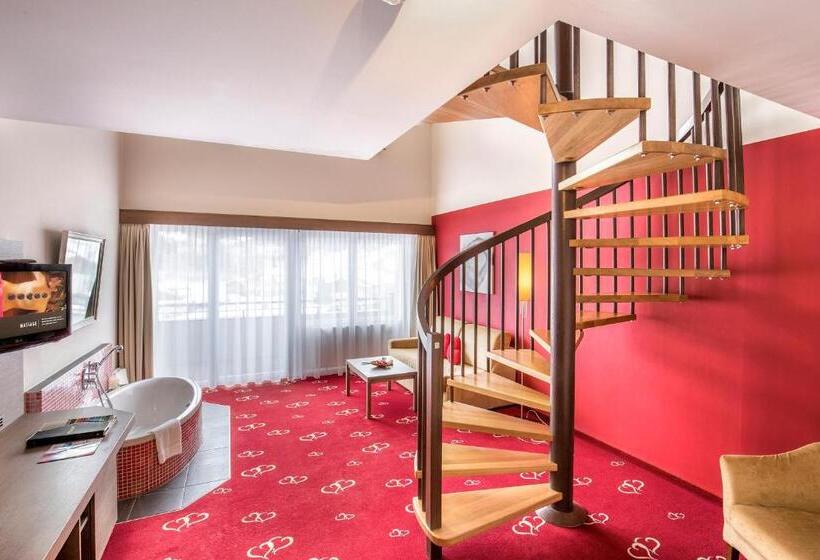 Полулюкс с Балконом, Alpen Herz Romantik & Spa   Adults Only