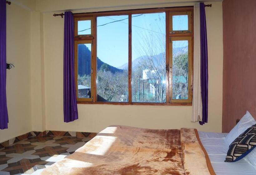 이코노미 룸, Apple Garden Katagla Kasol