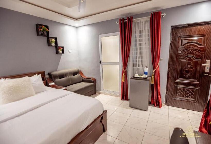 Президентский Люкс, Bella Ella Hotel & Event Center