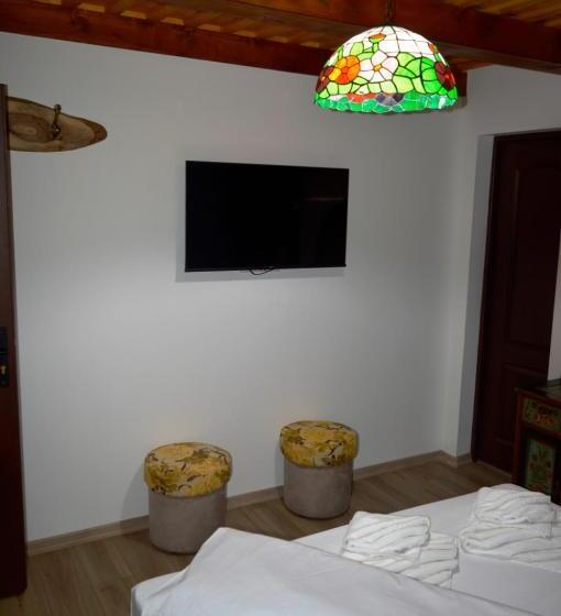 Номер Стандарт, Casa Cu Magnolii