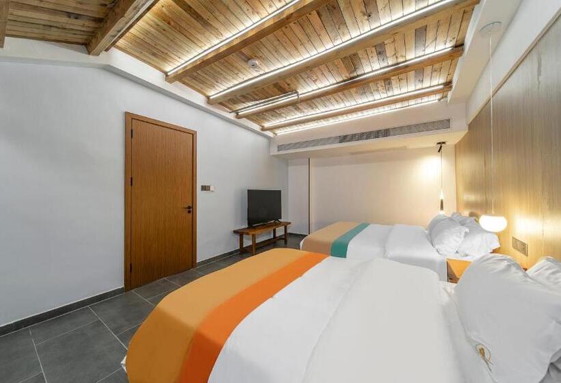 Люкс Вид на Реку, Phoenix Best River View B&b