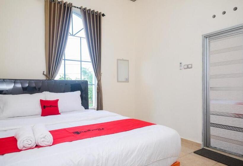 Номер Стандарт, Reddoorz Near Terminal Bus Purwokerto