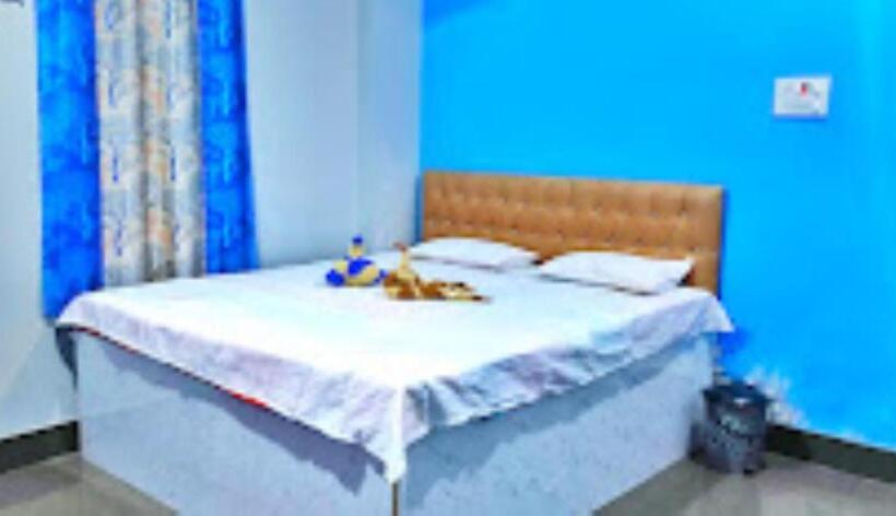 デラックスルーム, Durga Palace,chapra