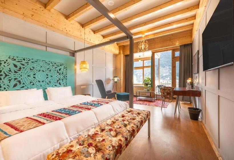 اتاق استاندارد با تخت بزرگ, Echor Himalayan Heights Luxe Manali