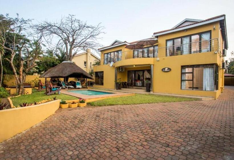 스탠다드 룸, Room In Guest Room   Ezulwini Guest House   Queen Room With Balcony For 2 Guests In Ballito