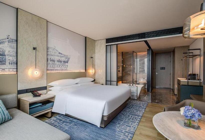 Номер Deluxe Кровать Кинг, Wuhan Marriott Hotel Wuchang