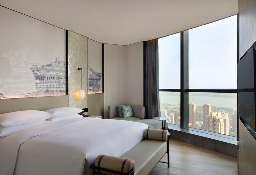 Номер Deluxe Вид на Озеро, Wuhan Marriott Hotel Wuchang