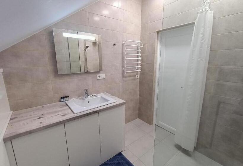 침실 1개 아파트, Apartments Bis House