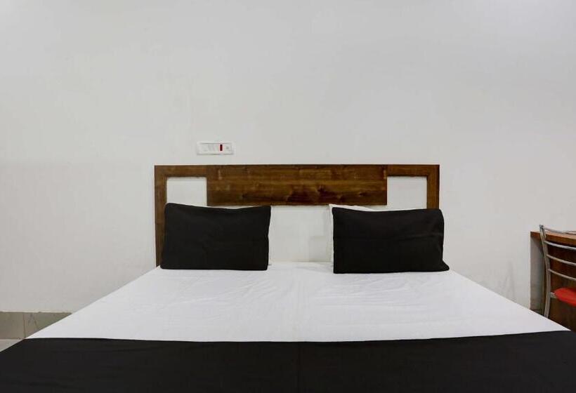 Трехместный Номер Классика, Oyo Hotel Heritage
