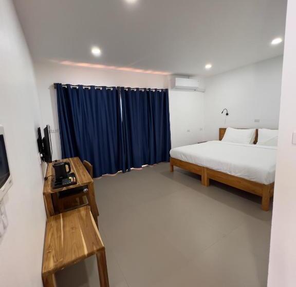 Quarto Estandar com Sacada, Madilao