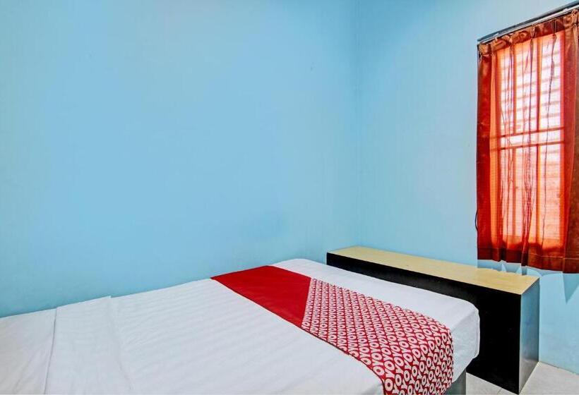 Номер Стандарт, Oyo 93209 Guest House Cemara 3