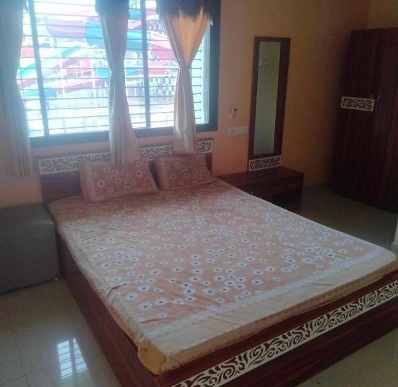 اتاق کلاسیک سه تخته, Oyo Hotel Sky Line