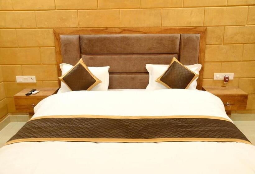 Люкс с Балконом, The Travel Bug Jaisalmer