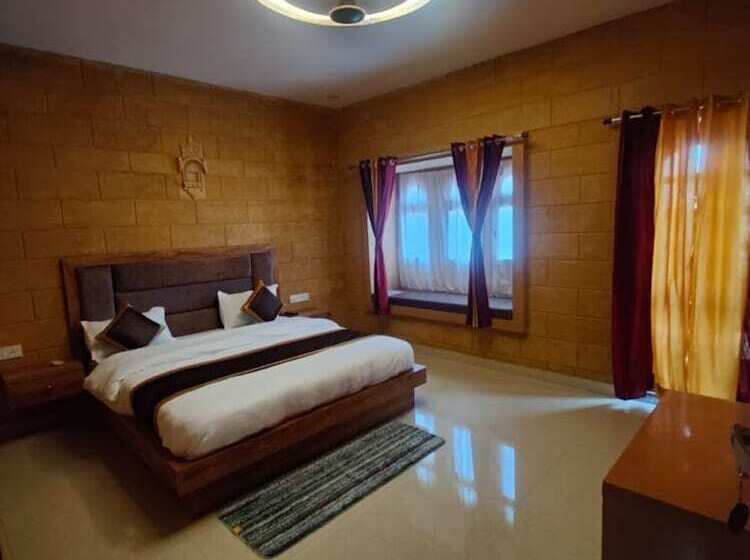 Номер Deluxe, The Travel Bug Jaisalmer