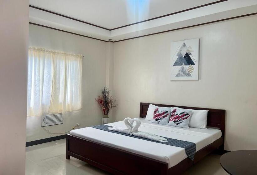 Quarto Deluxe, Dinah S Tourist Inn