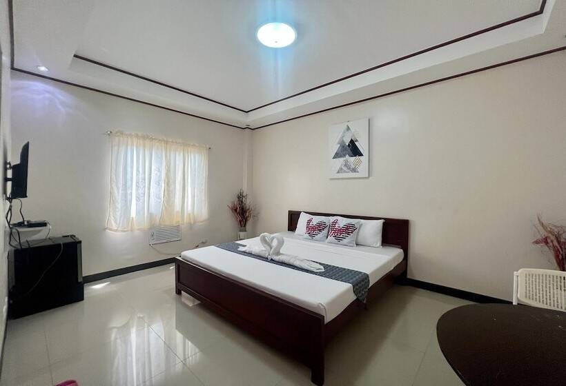 Quarto Deluxe, Dinah S Tourist Inn