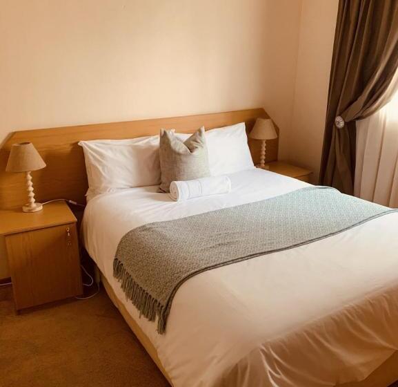 Deluxe Room, Khutsong Lodge