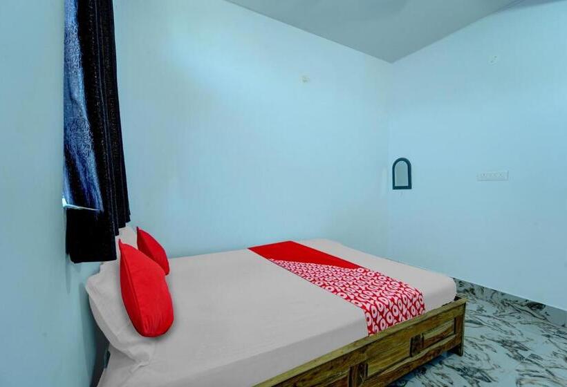 三人经典房间, Oyo Flagship Your Room & Guest House