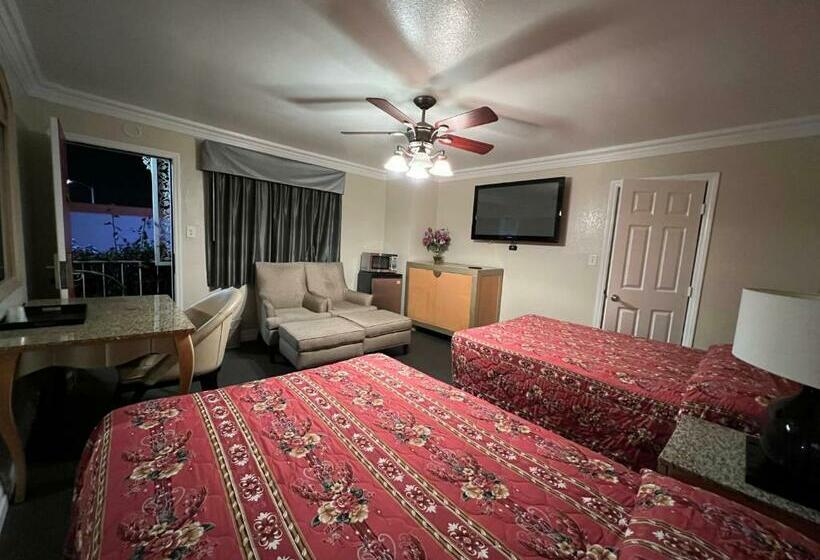 Номер Стандарт 2 Двуспальные Кровати, Flamingo Motel Oxnard