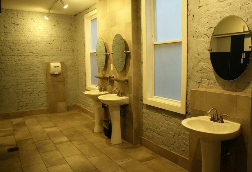 Семейный Номер Совместный Санузел, Apple Hostels Of Philadelphia