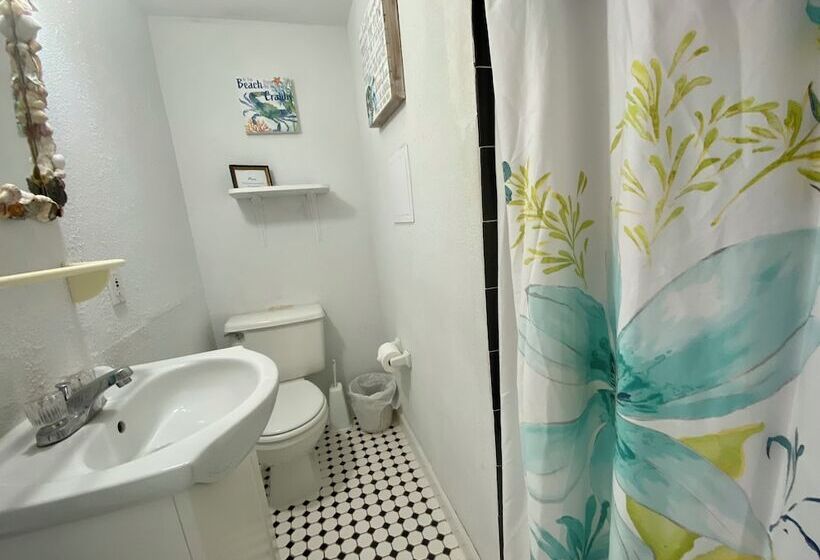 اتاق استاندارد, Atlantic House Bed & Breakfast