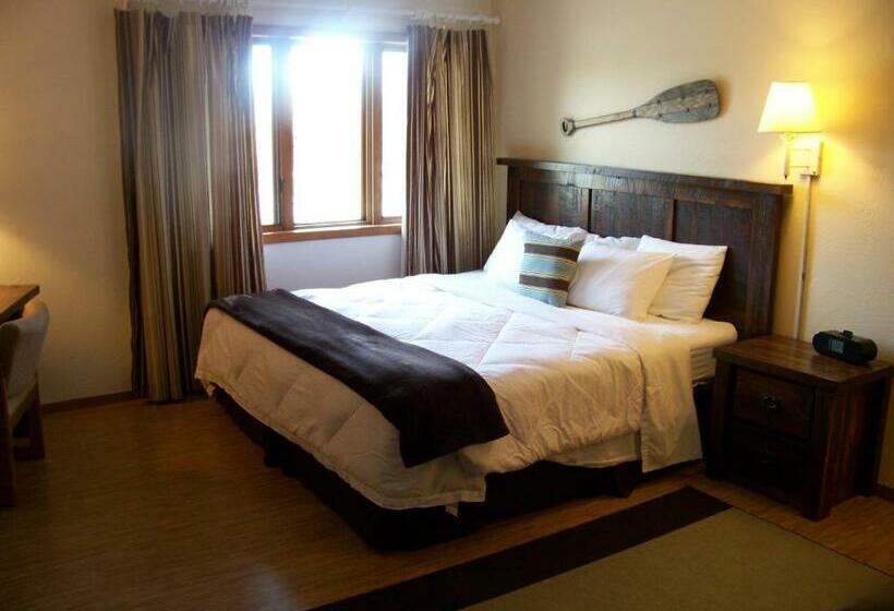스탠다드 룸 킹사이즈 침대, Open Hearth Lodge