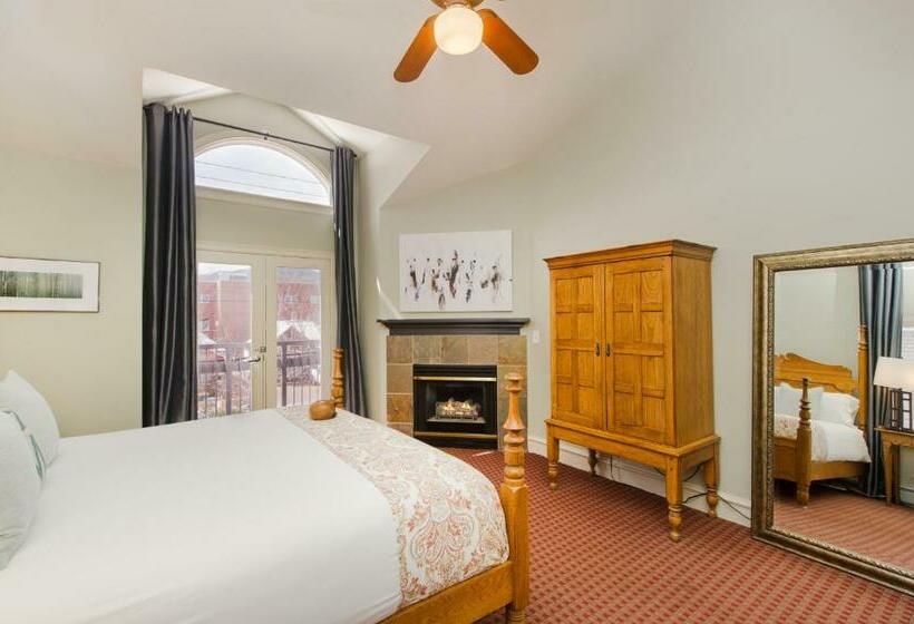 Номер Deluxe Кровать Кинг, The Bradley Boulder Inn