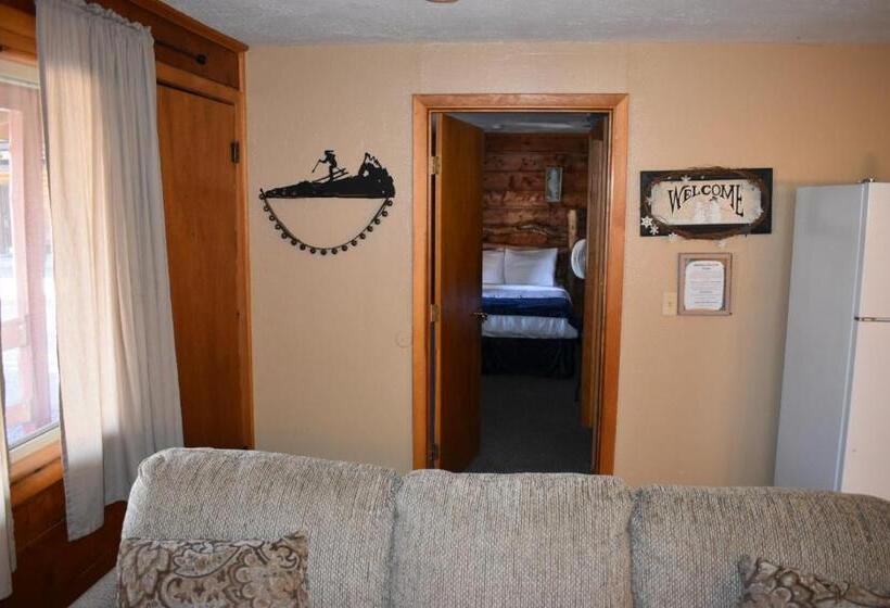 Хижина, Ute Bluff Lodge, Cabins & Rv Park