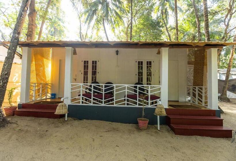 标准房带园景, Feather Touch Hotels And Resorts Palolem
