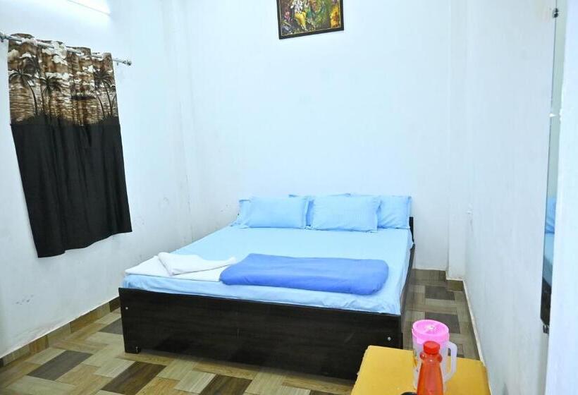 Номер Deluxe, Pitambara Dham