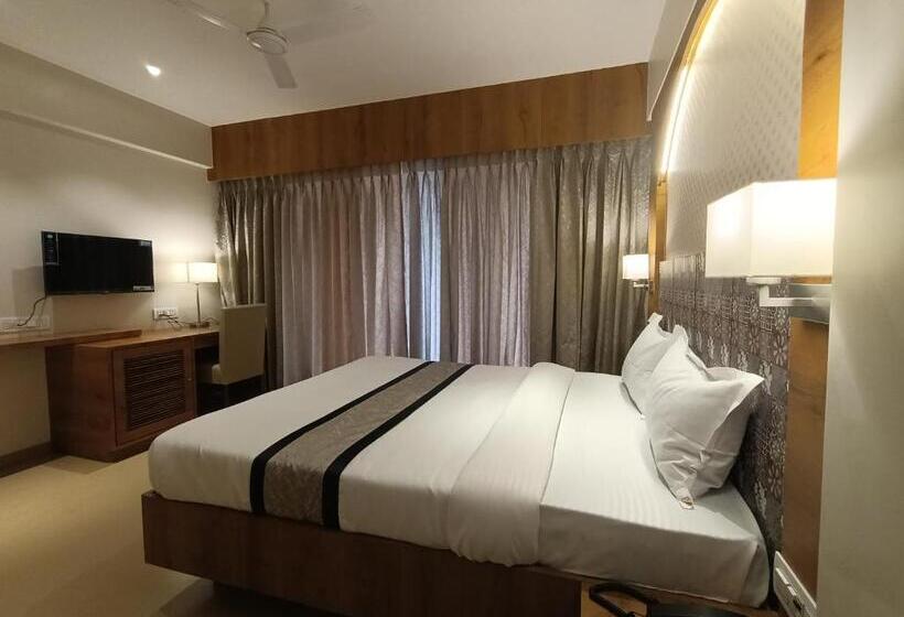 Номер Deluxe, Pk Executive Panvel