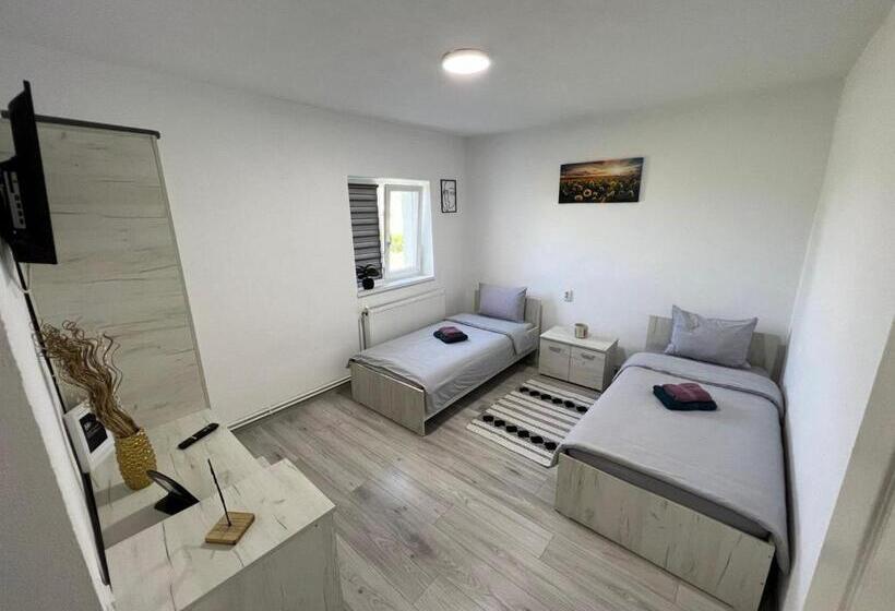 Номер Стандарт, La Luna Imobiliare