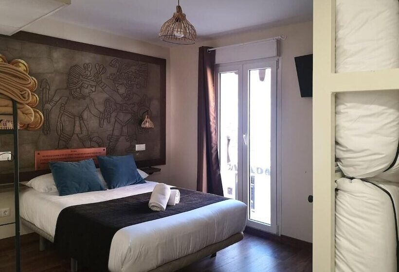 Четырехместный Номер Стандарт, El Indio Chocolatería Boutique Hostel