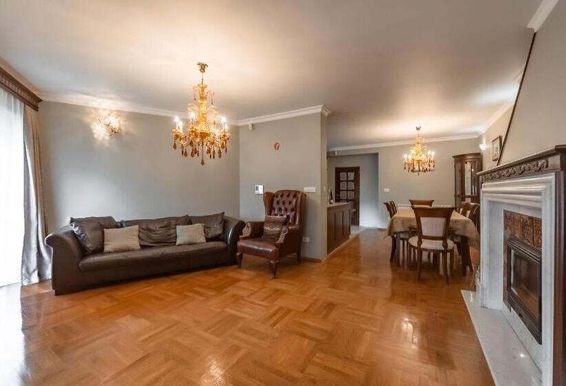 آپارتمان 3 خوابه, Villa Favorite