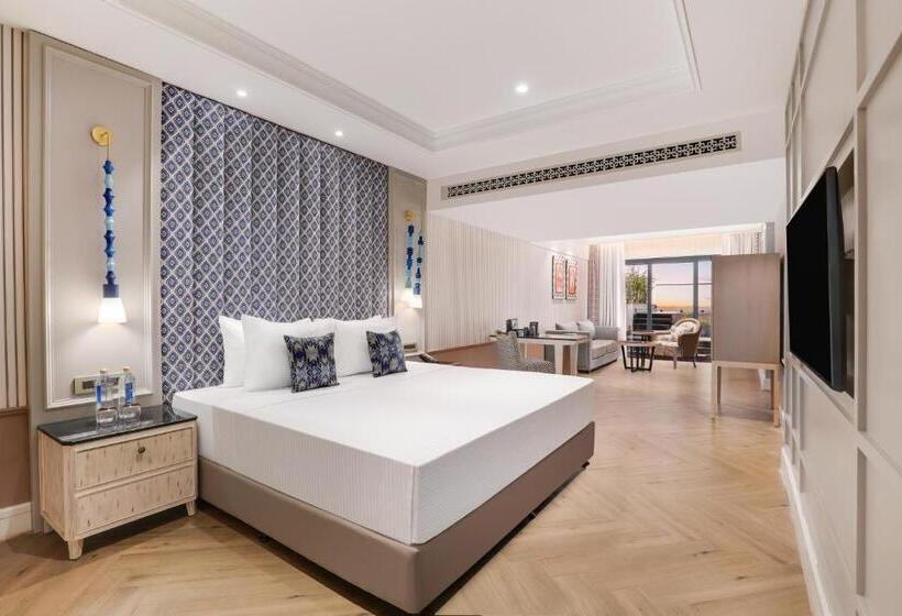 Номер Клуб, Grand Mercure Goa Candolim