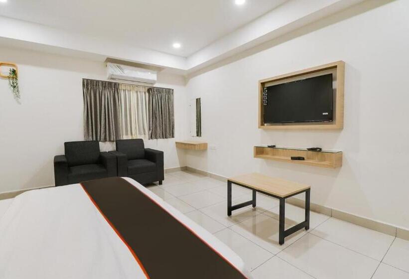 豪华三人间, Collection O 81219 Hotel River View