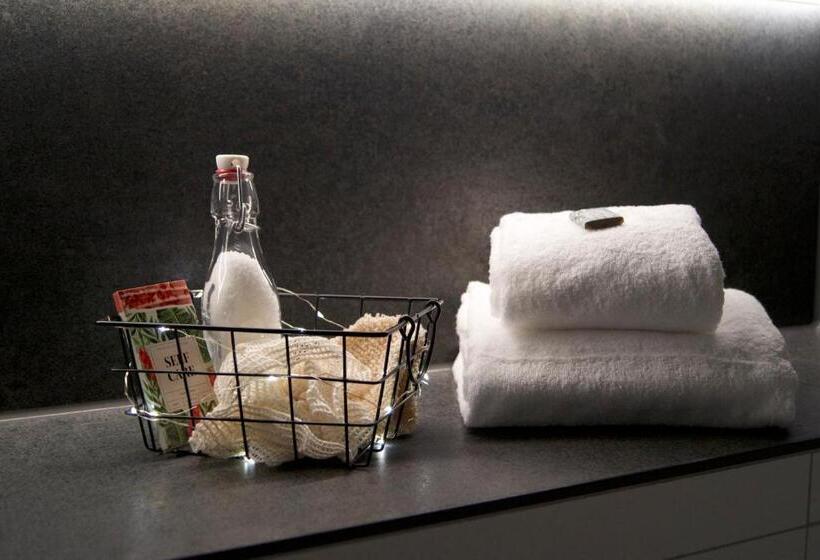 Люкс, Boutique Hotel Greenleaf