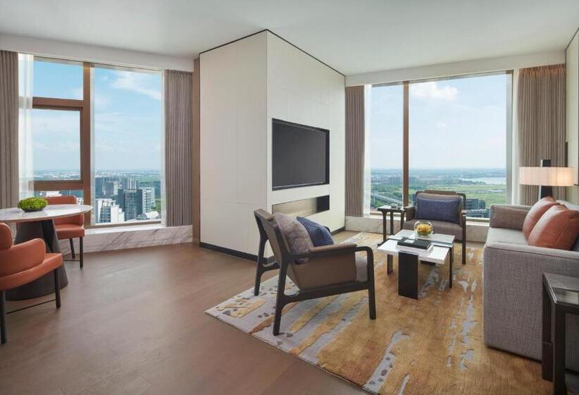 Люкс Deluxe Кровать Кинг, Hyatt Regency Changshu Kuncheng Lake
