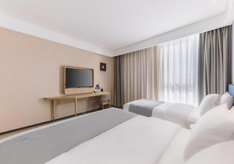 Семейный Номер Deluxe, Lanou Hotel Qingdao West Station Haixi Road