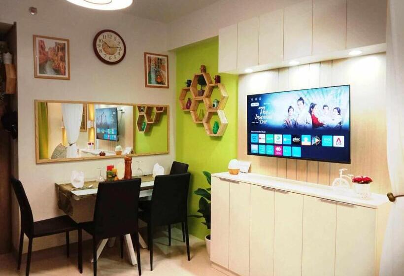 Апартаменты 1 Спальня с Балконом, Oasis Chic By The Bay Pasay City Near Mall Of Asia