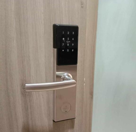 Апартаменты 1 Спальня с Балконом, Oasis Chic By The Bay Pasay City Near Mall Of Asia
