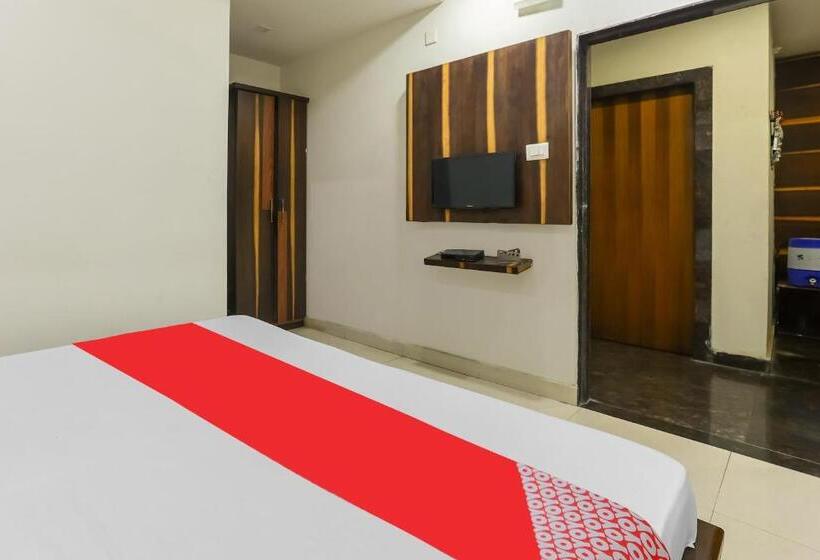 Трехместный Номер Классика, Oyo Flagship 81135 Sri Mahadeva Grand Ac Residency