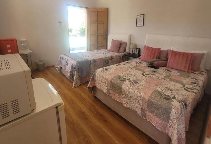 베이직 3인 룸, Molopo Naledi Guest Lodge