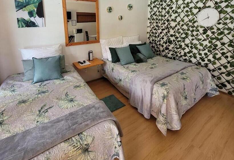 트리플 클래식 룸, Molopo Naledi Guest Lodge