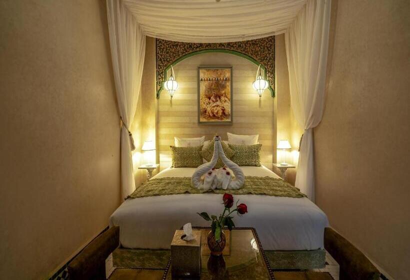 سوییت, Riad Almisk