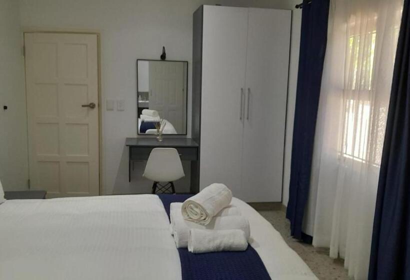 Семейный Номер Вид на Сад, The Wishing Well Guest House Self Catering