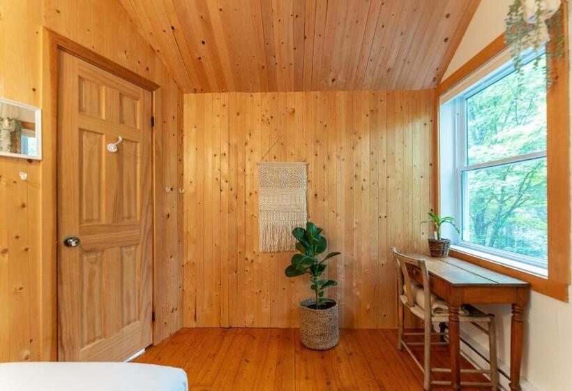 Номер Стандарт Совместная Ванная, Auberge Yoga Salamandre
