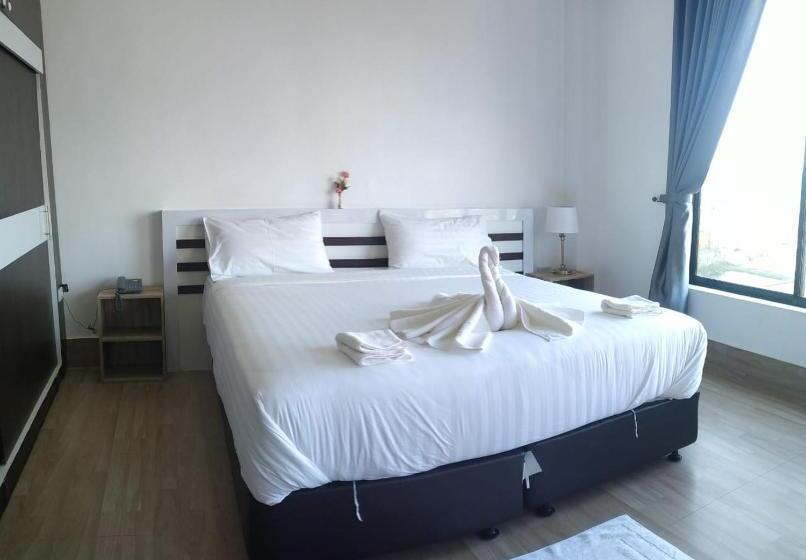 Deluxe Room, Bouasavan Hotel And Garden