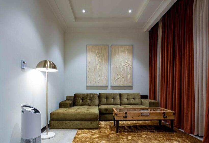 Люкс Повышенной Комфортности, D Avenue Boutique Hotel Accra